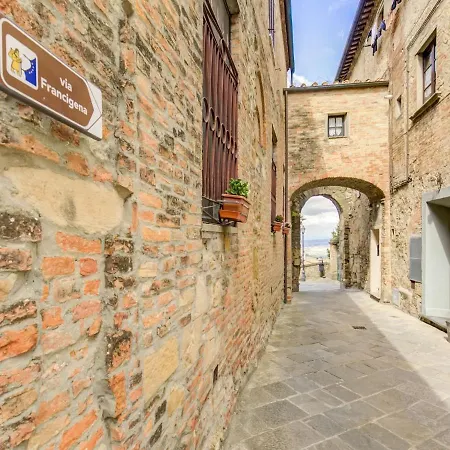 Cozy With Pool 펜션 Querce (Lucca)